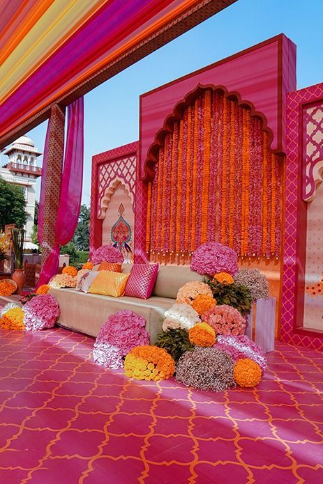 A-Rajasthani-mela-style-mehndi-a-Mughal-sangeet-and-a-Jaipuri-pink-wedding-mandap-this-couples-destination-wedding-was-a-vivid-one